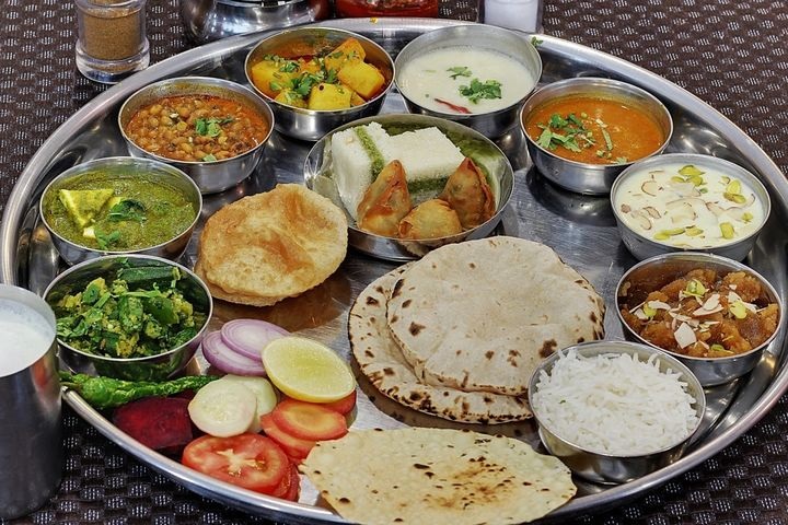 saurashtra thali