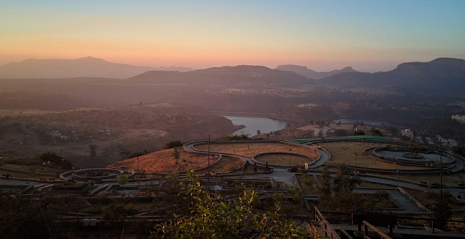 saputara hill station of gujarat.